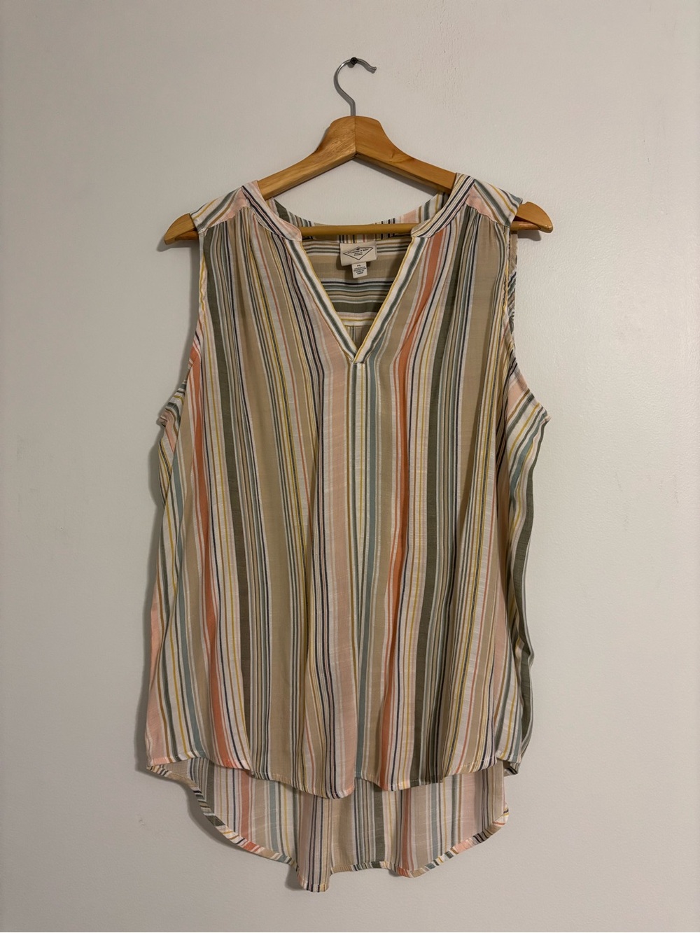 St. John's Bay Striped V-Neck Tank - Petite Large